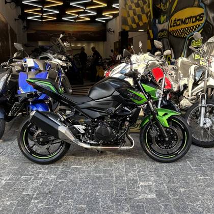 KAWASAKI Z400 KAWASAKI Z400